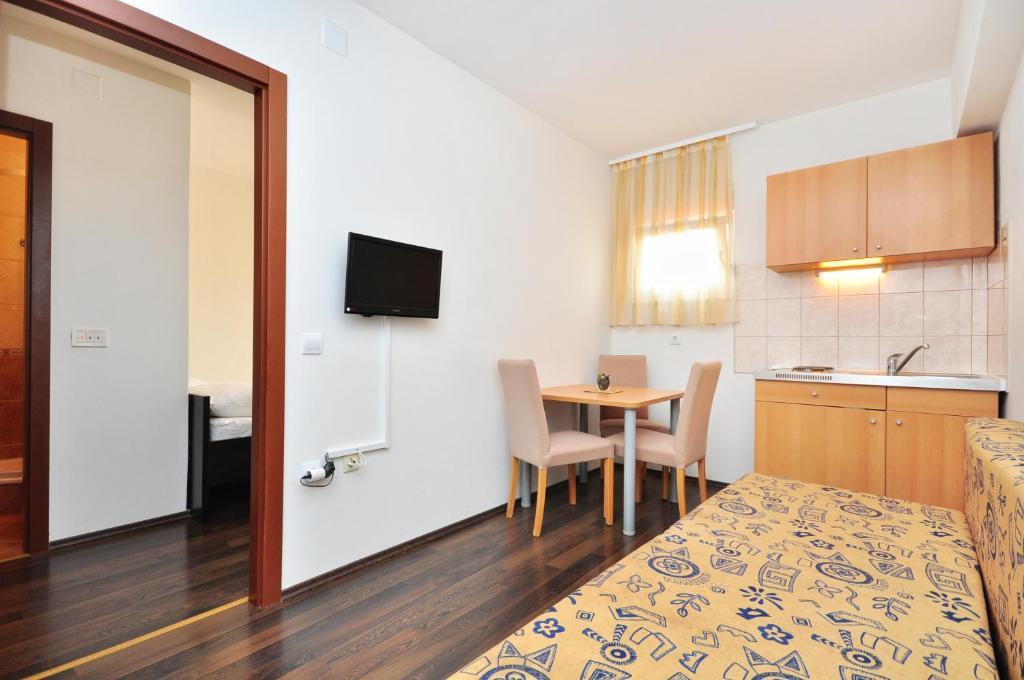 Kaštela Apartment House Jerko מראה חיצוני תמונה